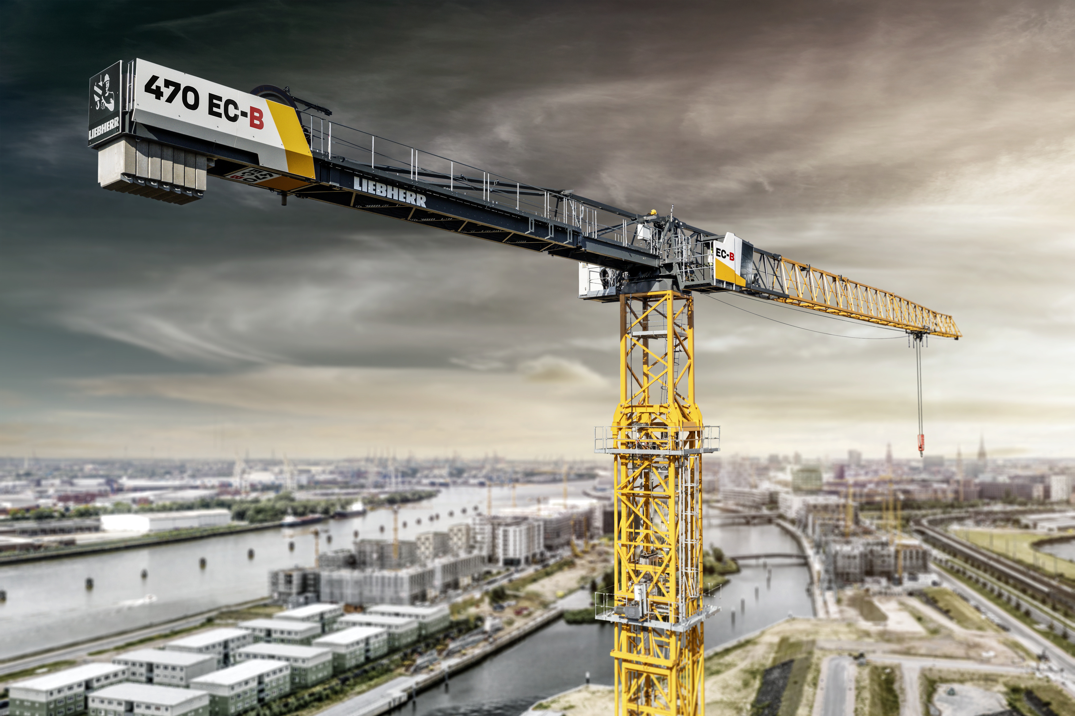 High lifting capacities: The new Liebherr 470 EC-B crane is available to order now as a 16-tonne and 20-tonne version.