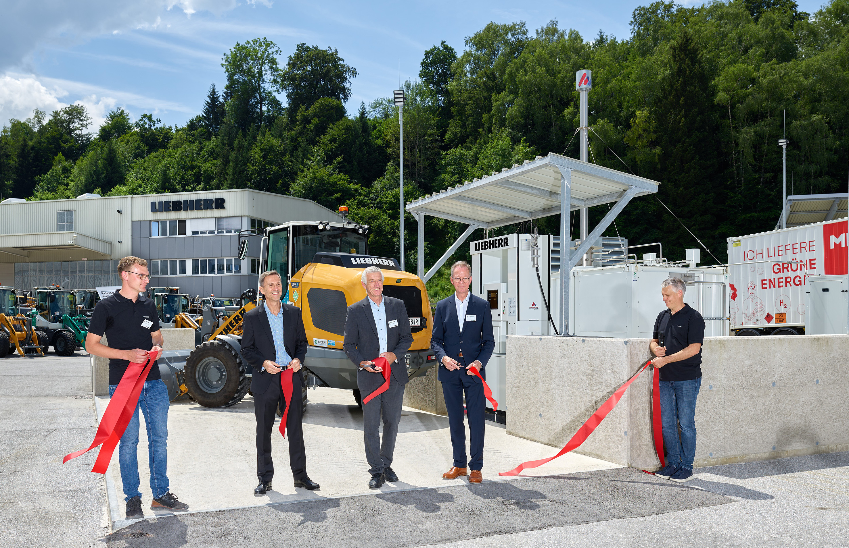  The hydrogen refuelling station was officially opened at the plant site in Bischofshofen.