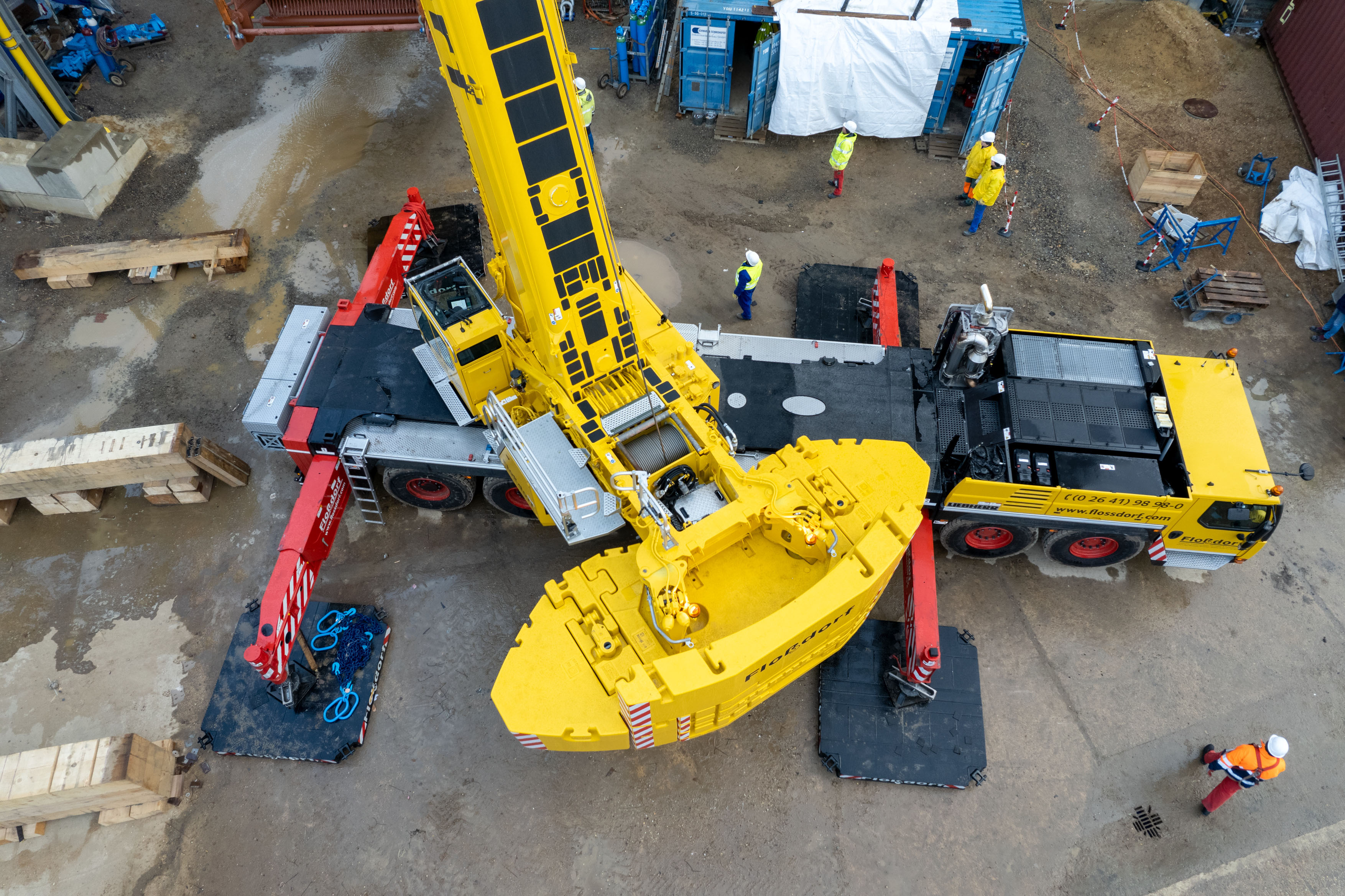 Liebherr LTM 1300-6.3