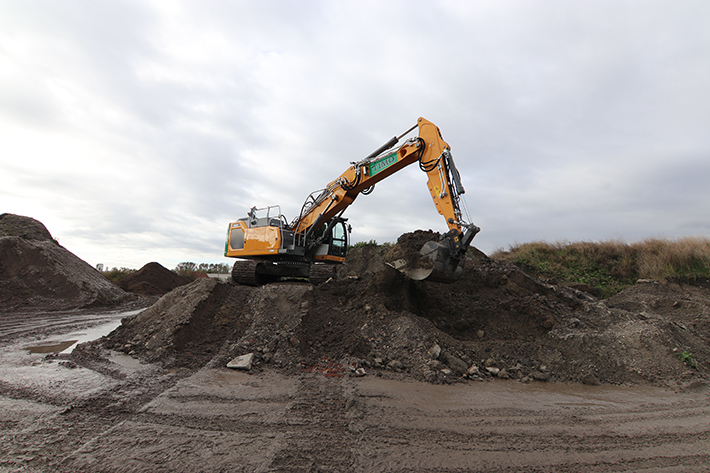 The average fuel consumption of the R 926 is less than 13 litres.