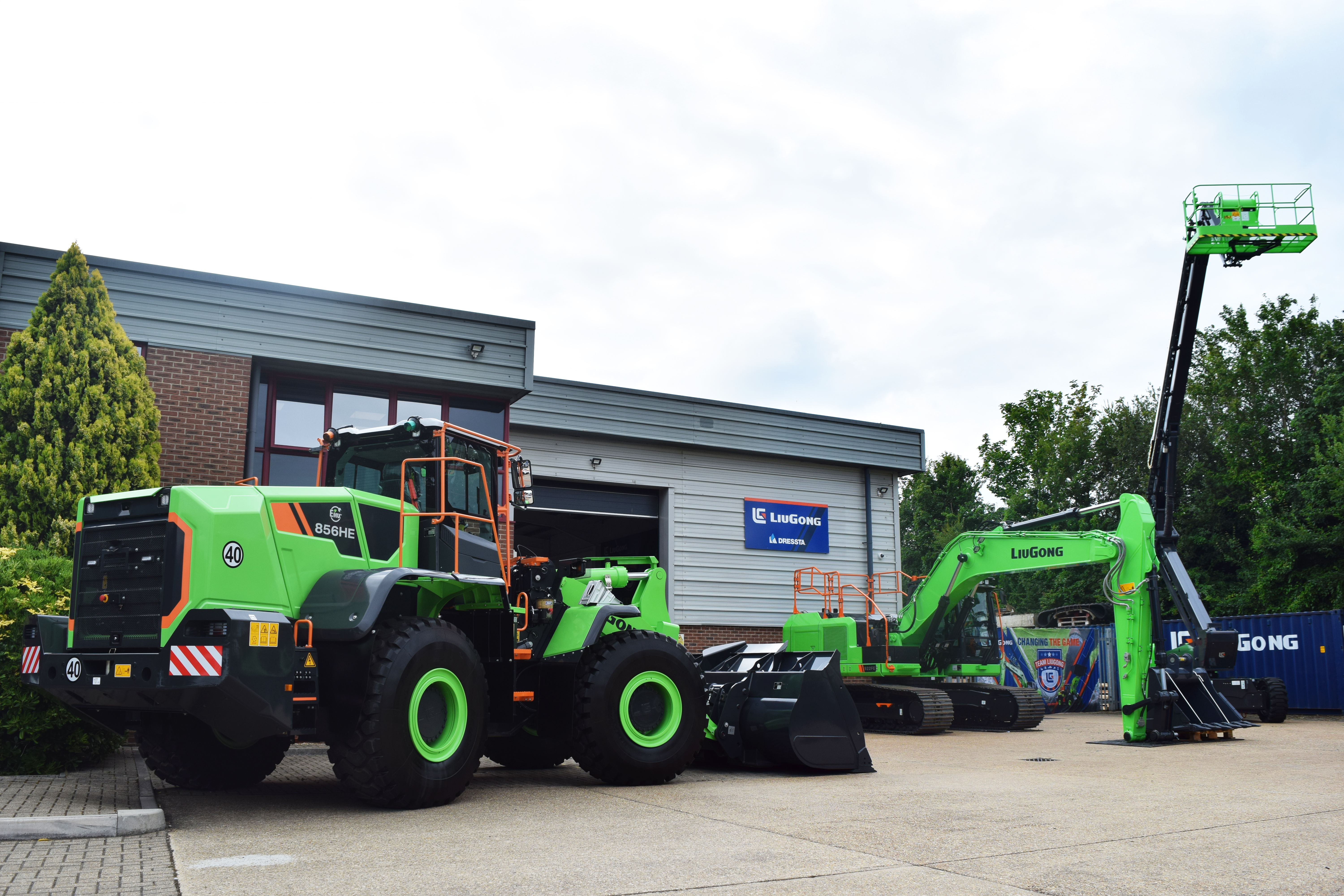 Zero Boundaries: LiuGong BEV Experience Marks Strategic UK Commitment