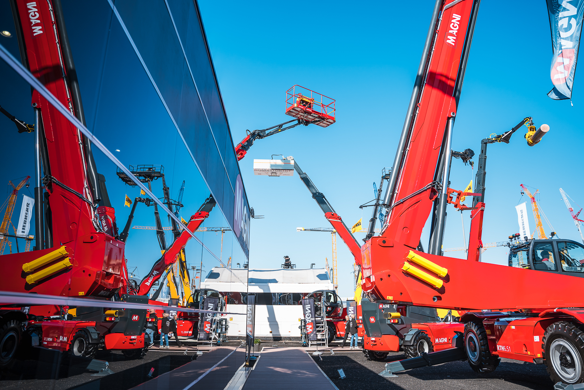 Magni stand at bauma 2025