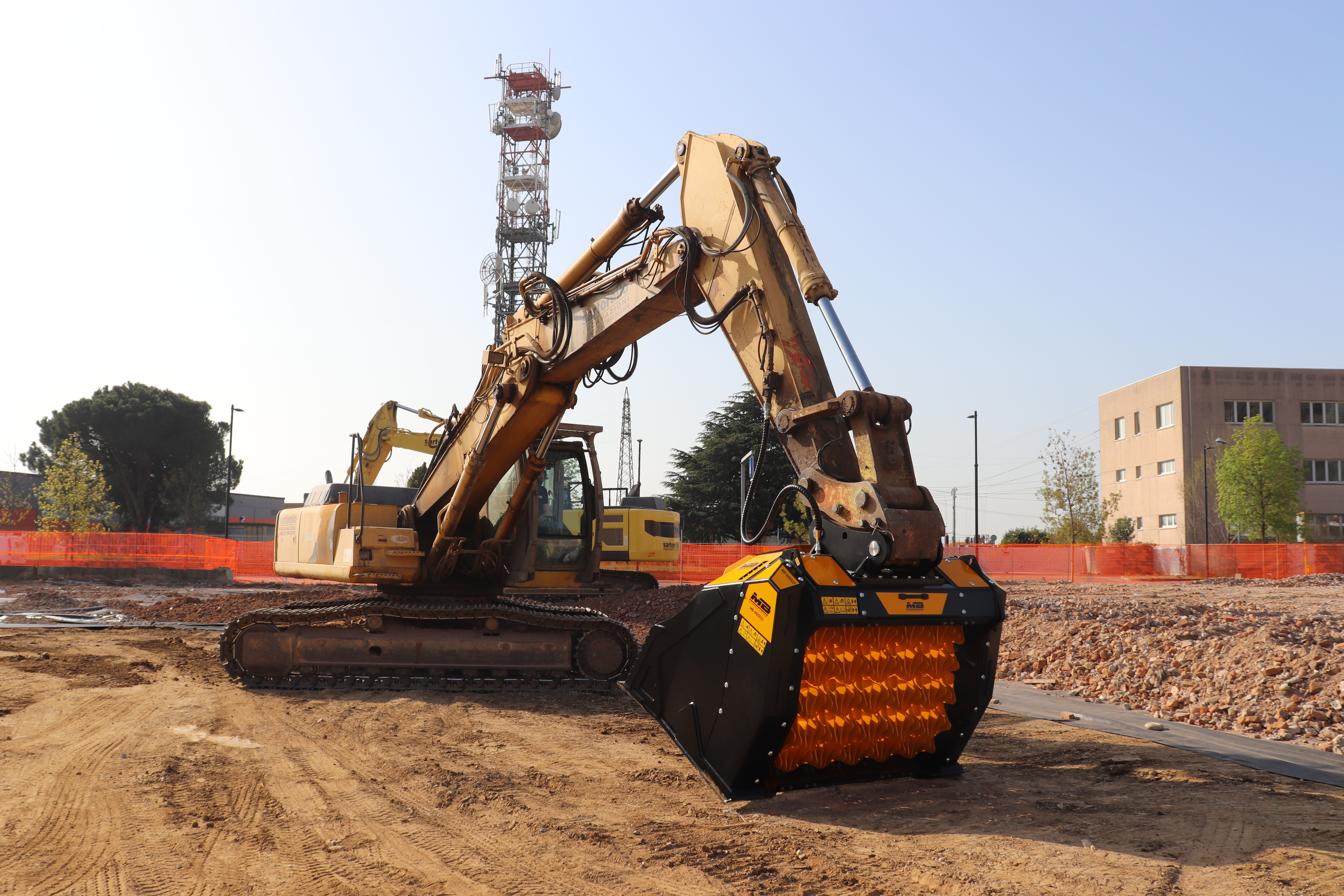 MB Crusher MB-HDS523 <br> Image source: MB Crusher Press Office