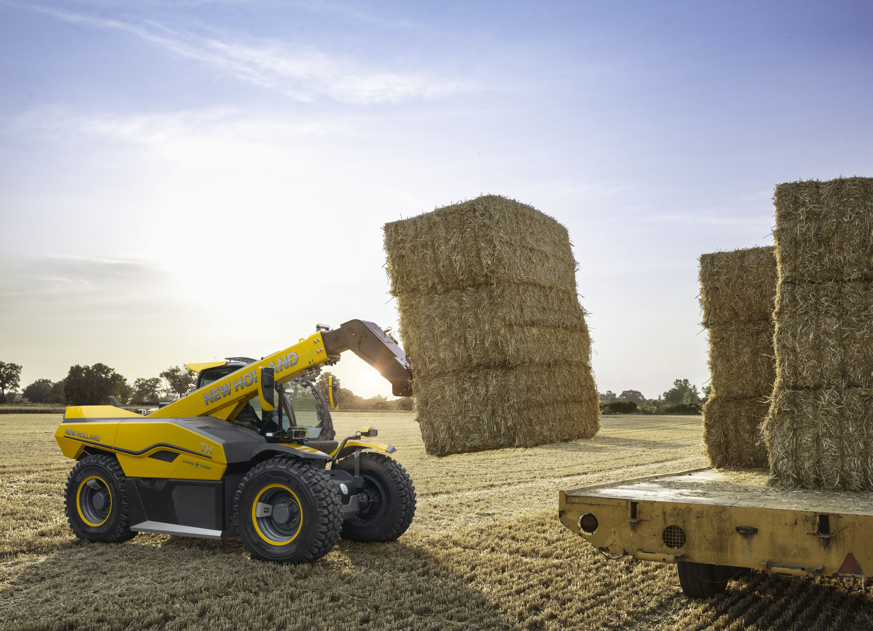 New Holland Hybrid Telehandler