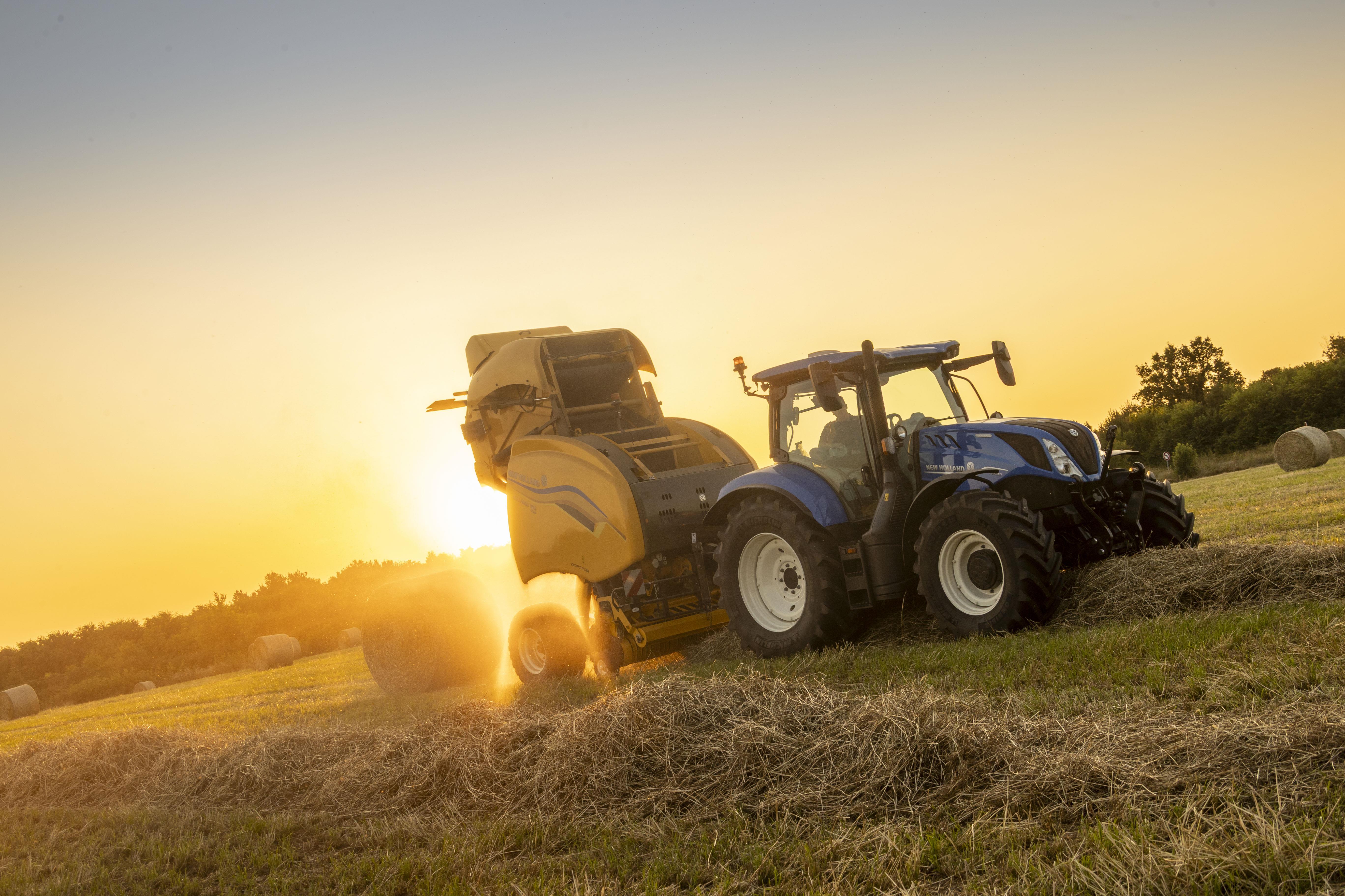New Holland Roll-Belt 180 PLUS
