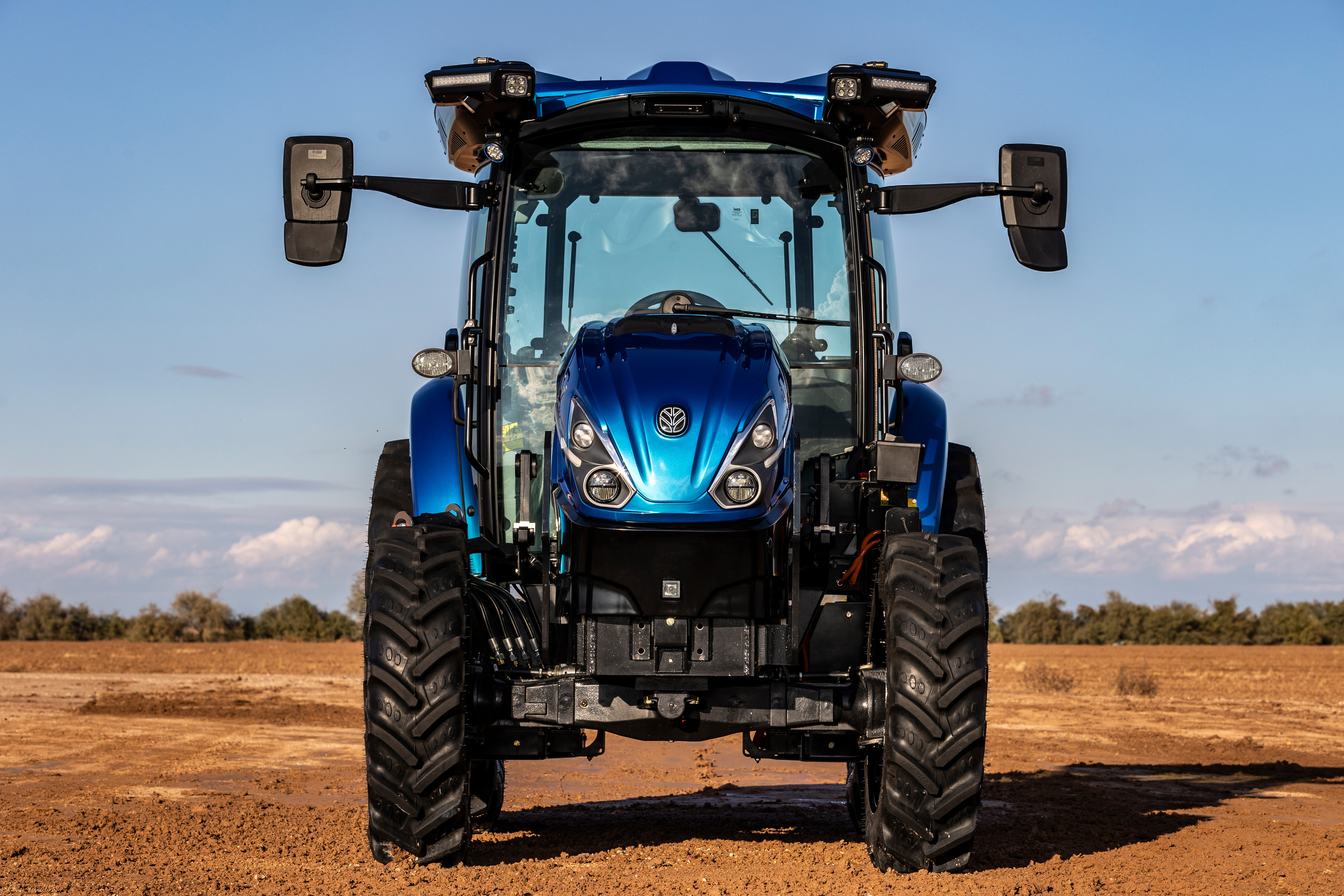New Holland T4 Electric Power Front Profile
