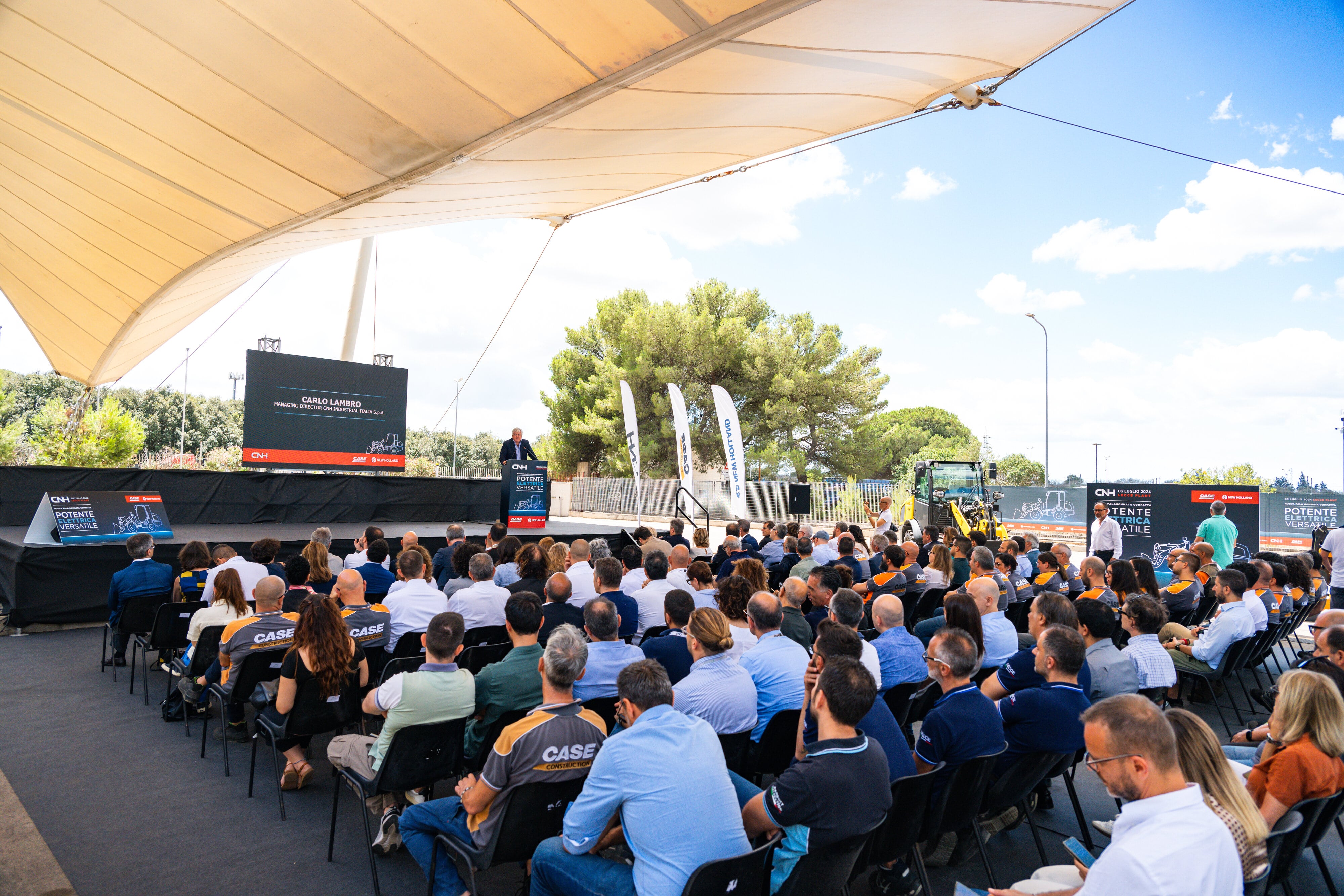New Holland W40X launch in Lecce