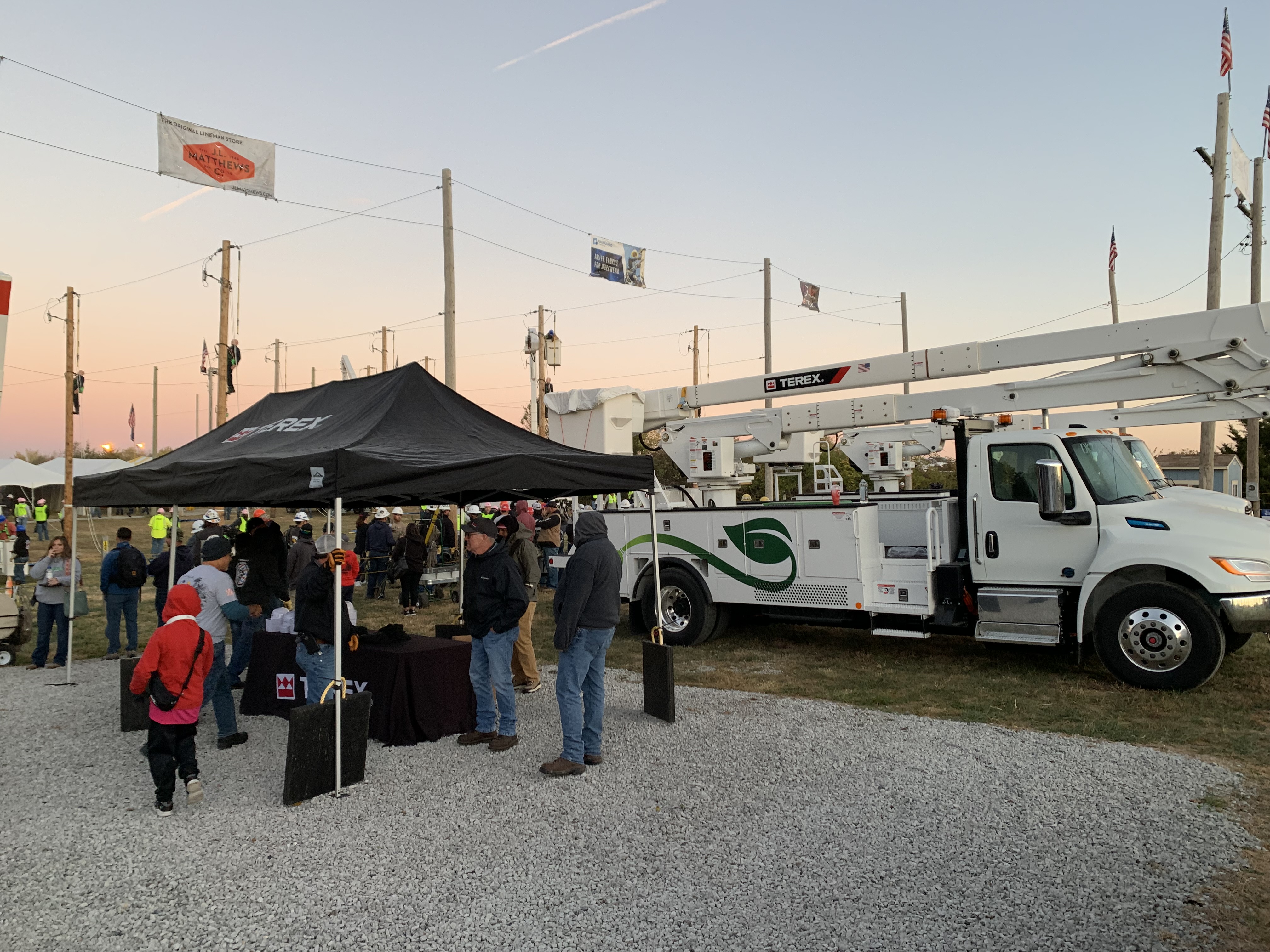 Optima55 Electric Bucket Truck