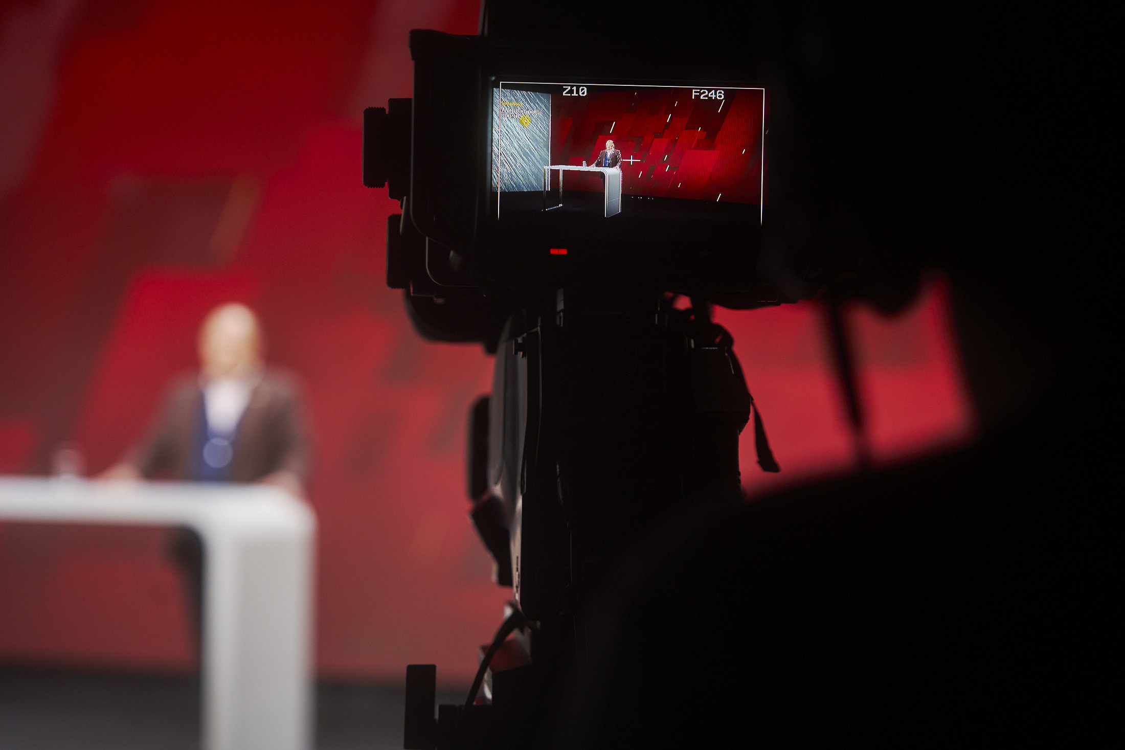 Guests from the three markets can participate interactively during the live stream broadcast worldwide. All content will then be made available on an online platform. ©PALFINGER