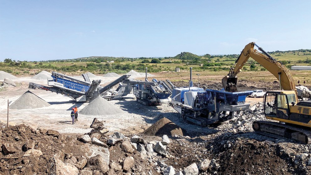   The Kleemann plant train in Tanzania’s hard granite.
