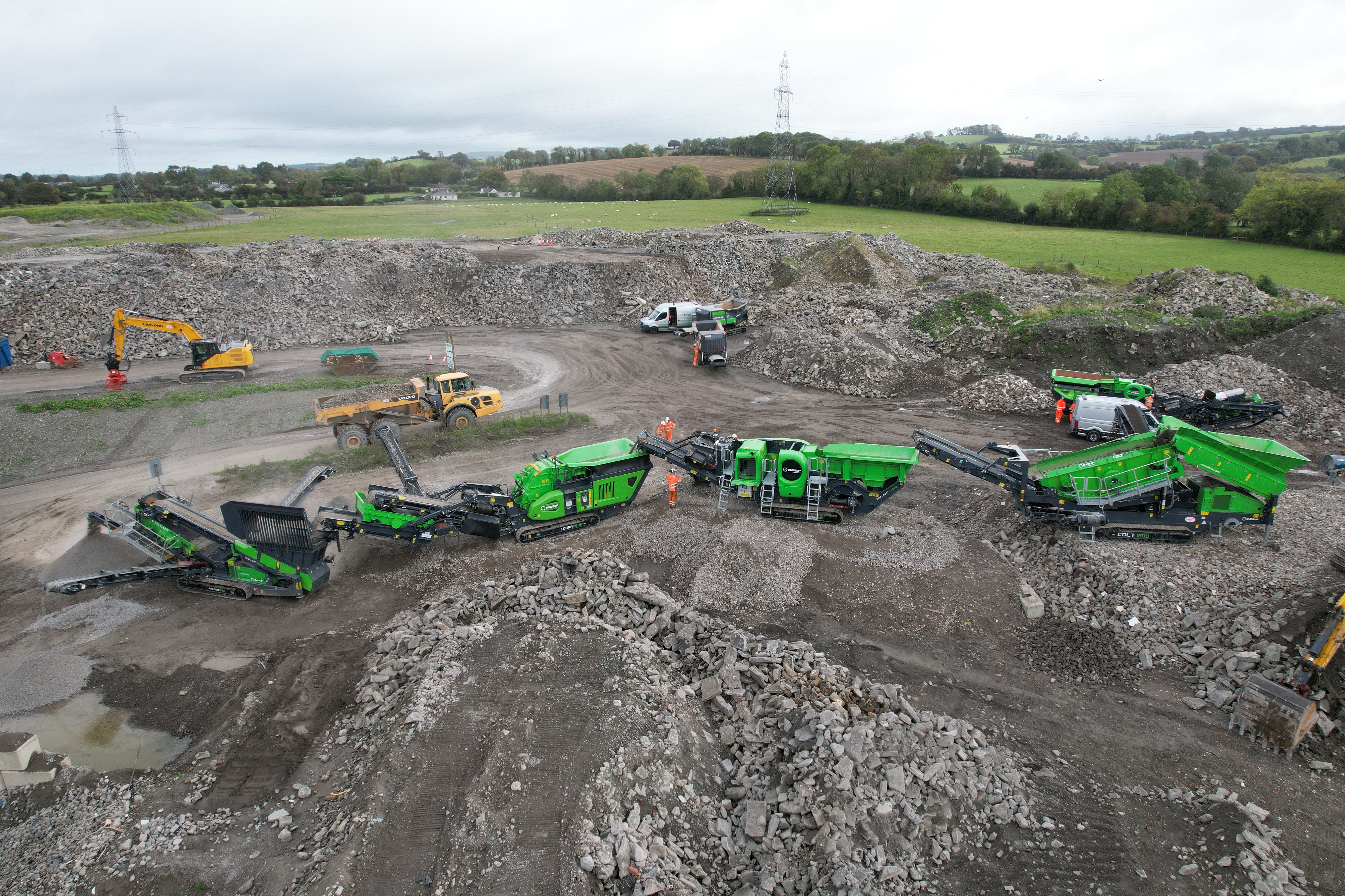  EvoQuip crushing and screening train