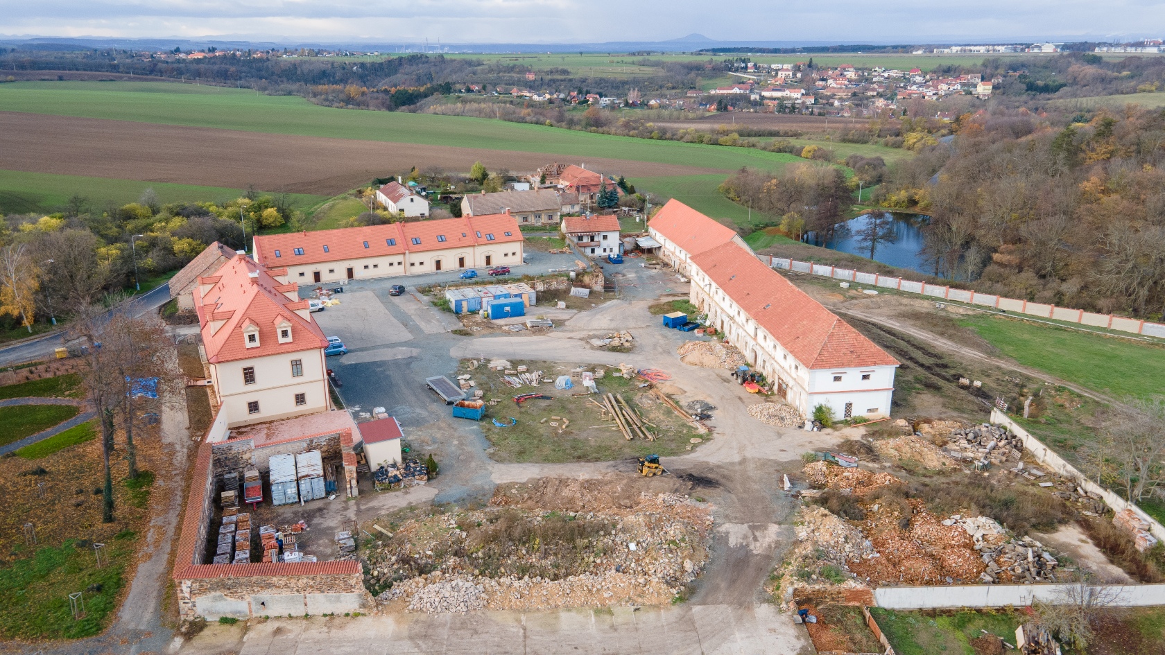 Aerial view of the convent complex in Drasty <br> Image source: DOOSAN BOBCAT EMEA