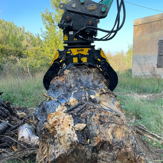 MB Crusher MBG-900 S4
