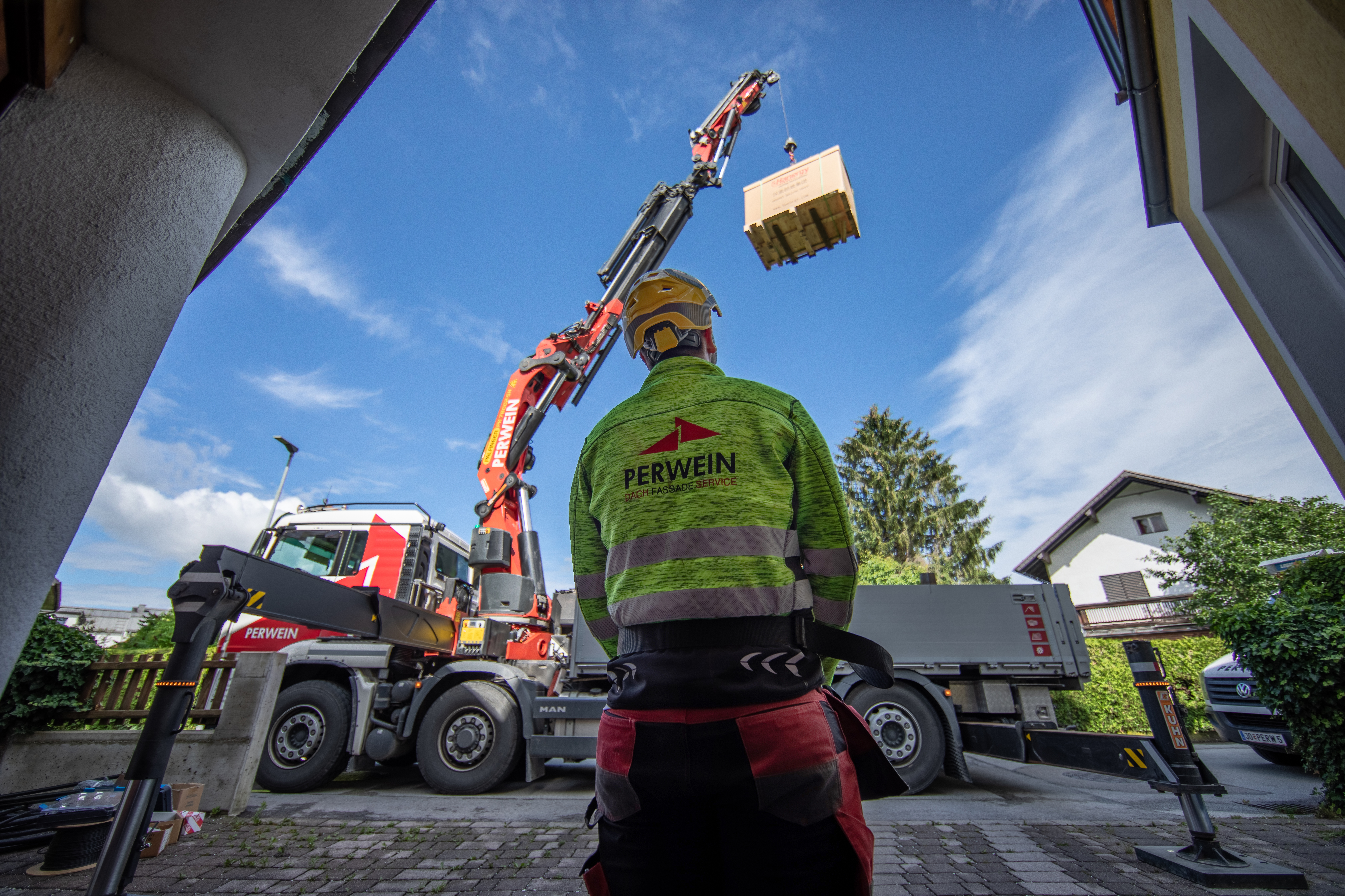 Kranbediener Chri hat alles bestens unter Kontrolle