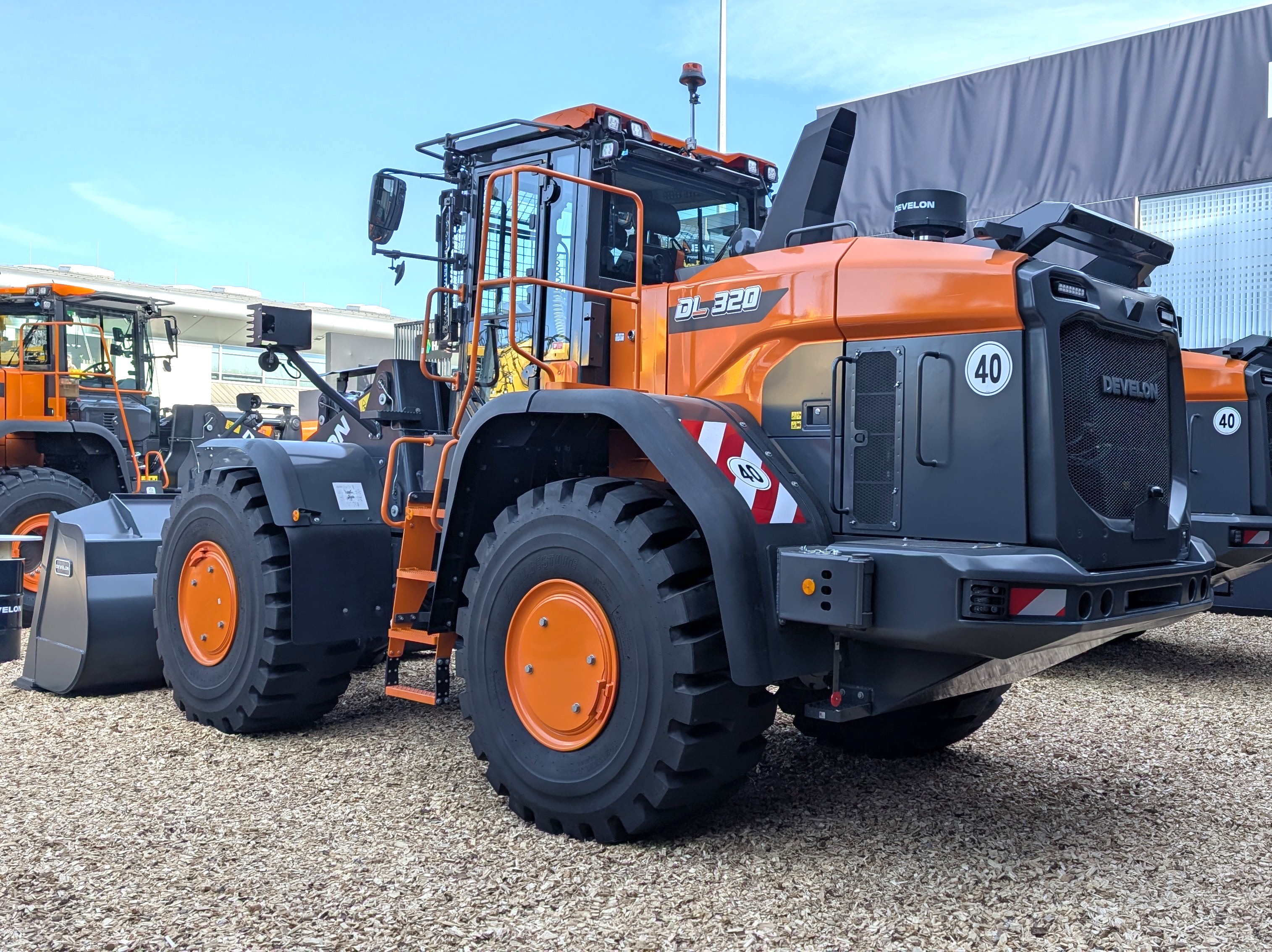 New Waste and Recycling Kit for Develon DL-7 Wheel Loaders