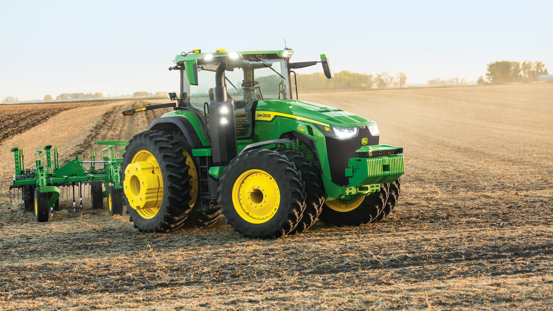 John Deere Reveals Fully Autonomous Tractor at CES® 2022 <br> Image source: Deere & Company