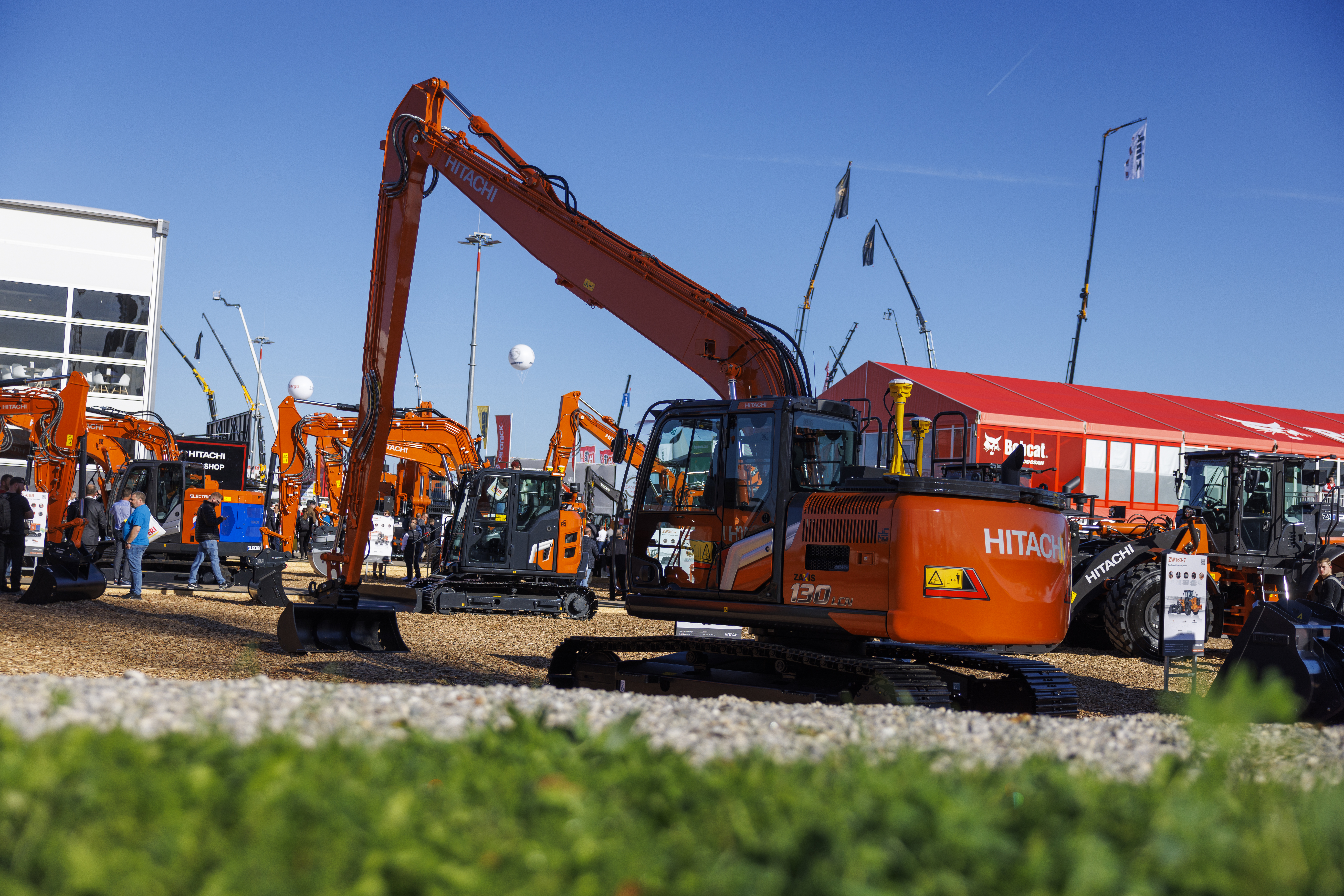Hitachi presents new ZX130LCN-7 super long front excavator