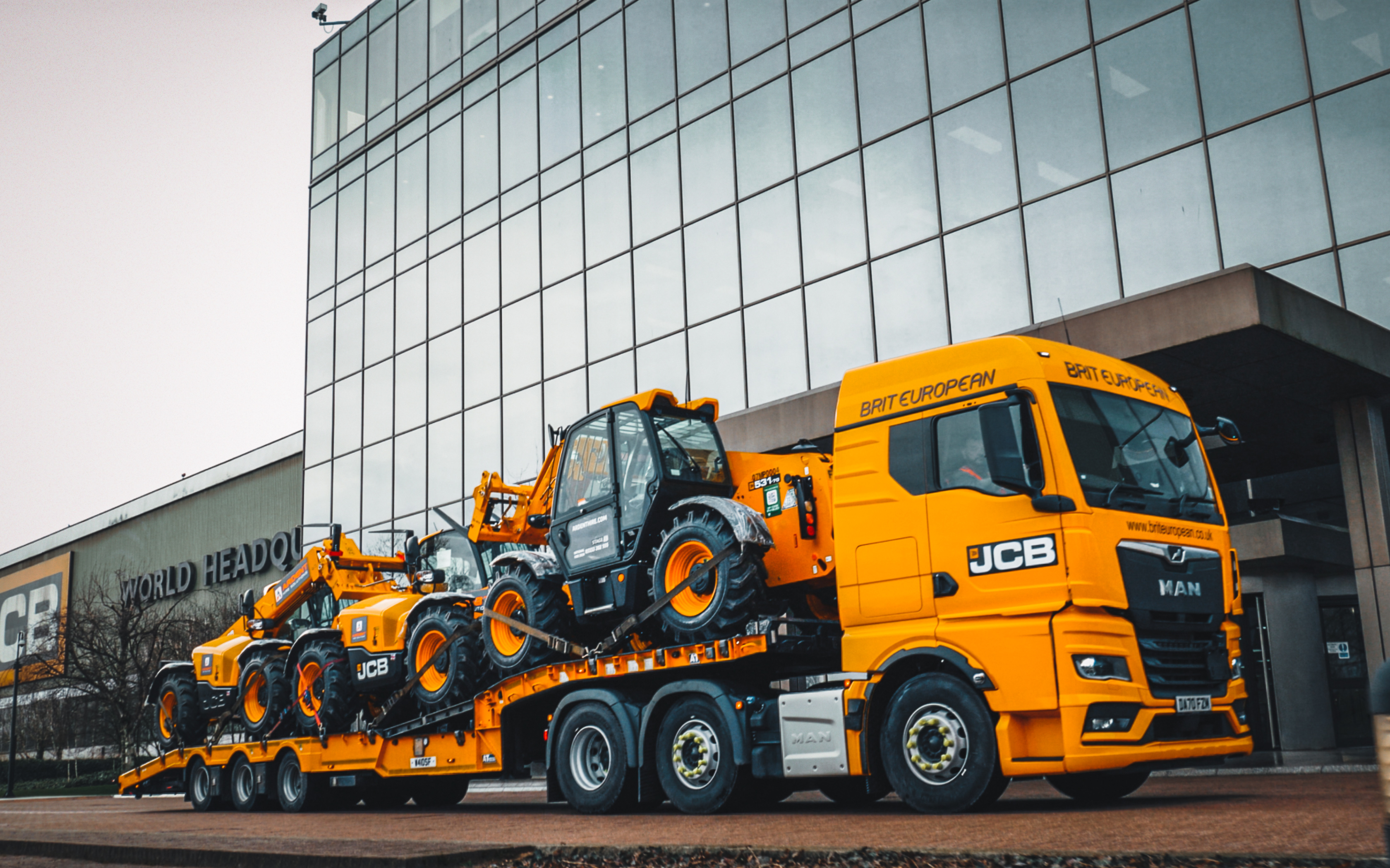 Ready for shipment-UK hirer Ardent has placed a £26 million order for JCB machines