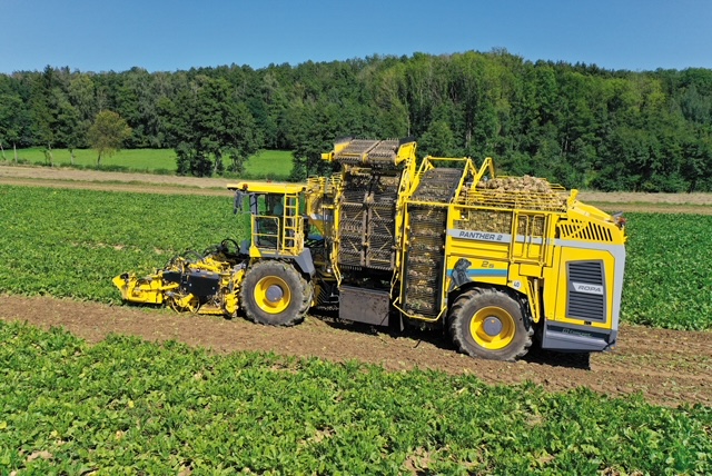 ROPA Panther 2S – the most powerful two-axle sugar-beet harvester in the world - a real workhorse