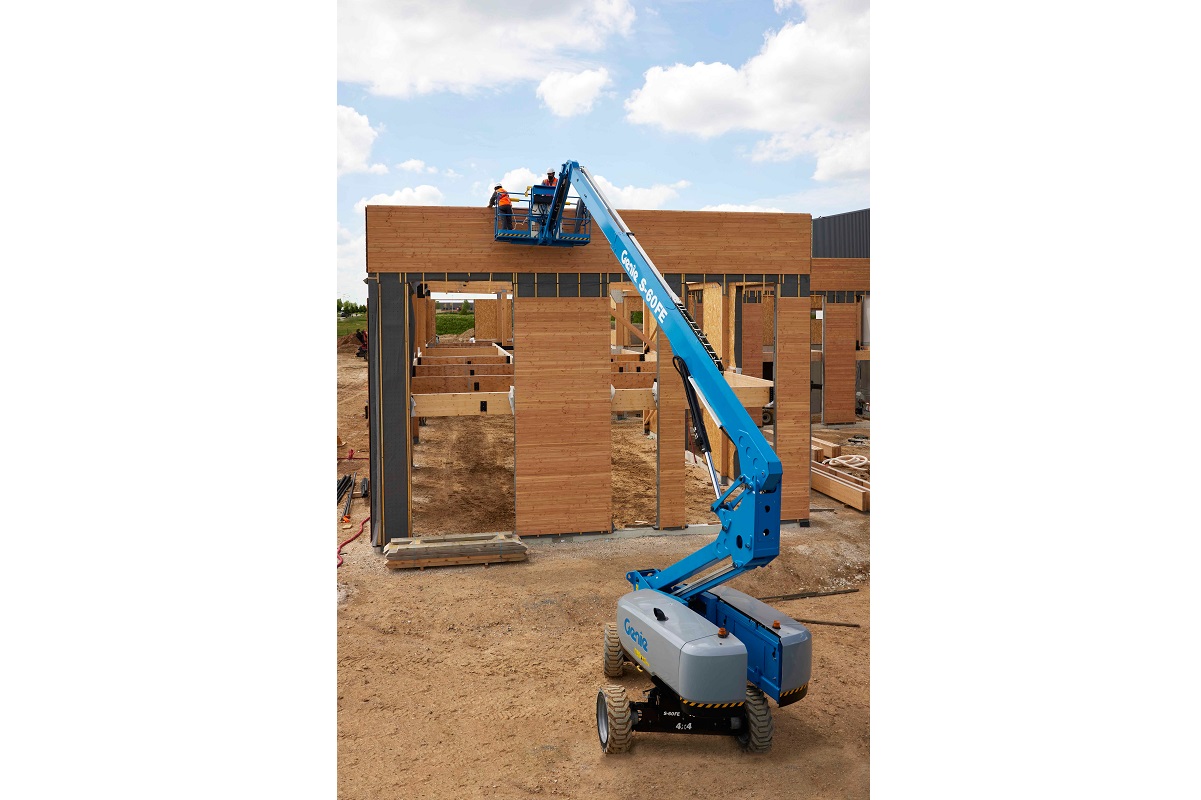 S-60 FE elevated steel erection job