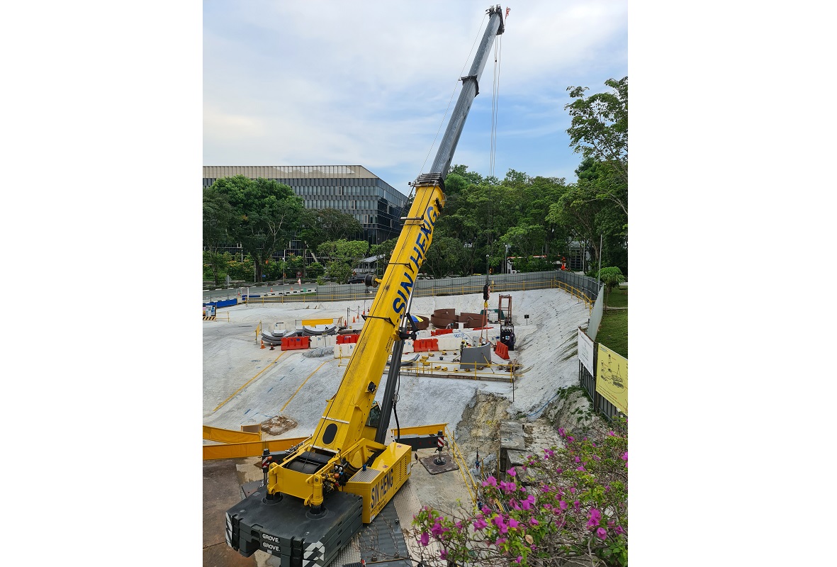 Singapore's first Grove GMK5250XL-1 delivered to Sin Heng Heavy Machinery