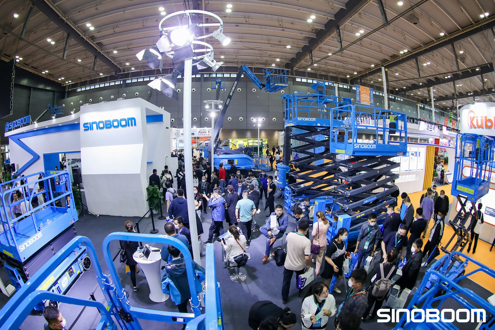 Sinoboom booth <br> Image source: Sinoboom Intelligent Equipment