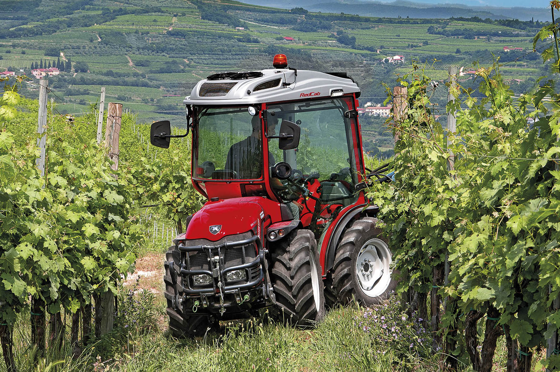 Antonio Carraro SRX Tora <br> Image source: Antonio Carraro S.p.A.