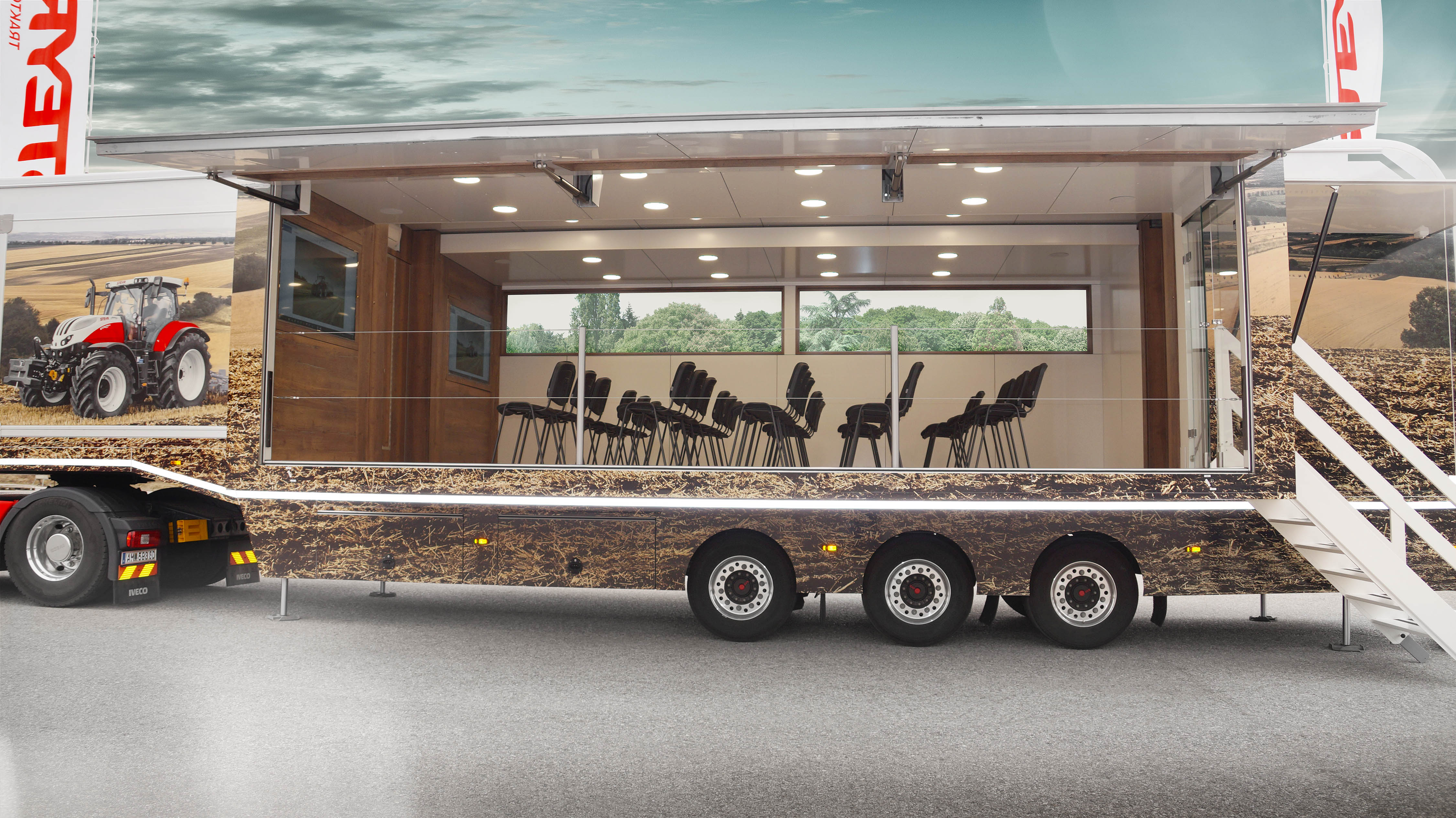 STEYR Demo Truck - trailer inside <br> Image source: CNH Industrial Corporate Communications