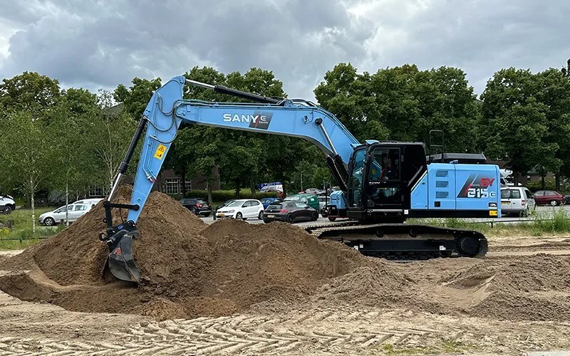 SANY SY215E