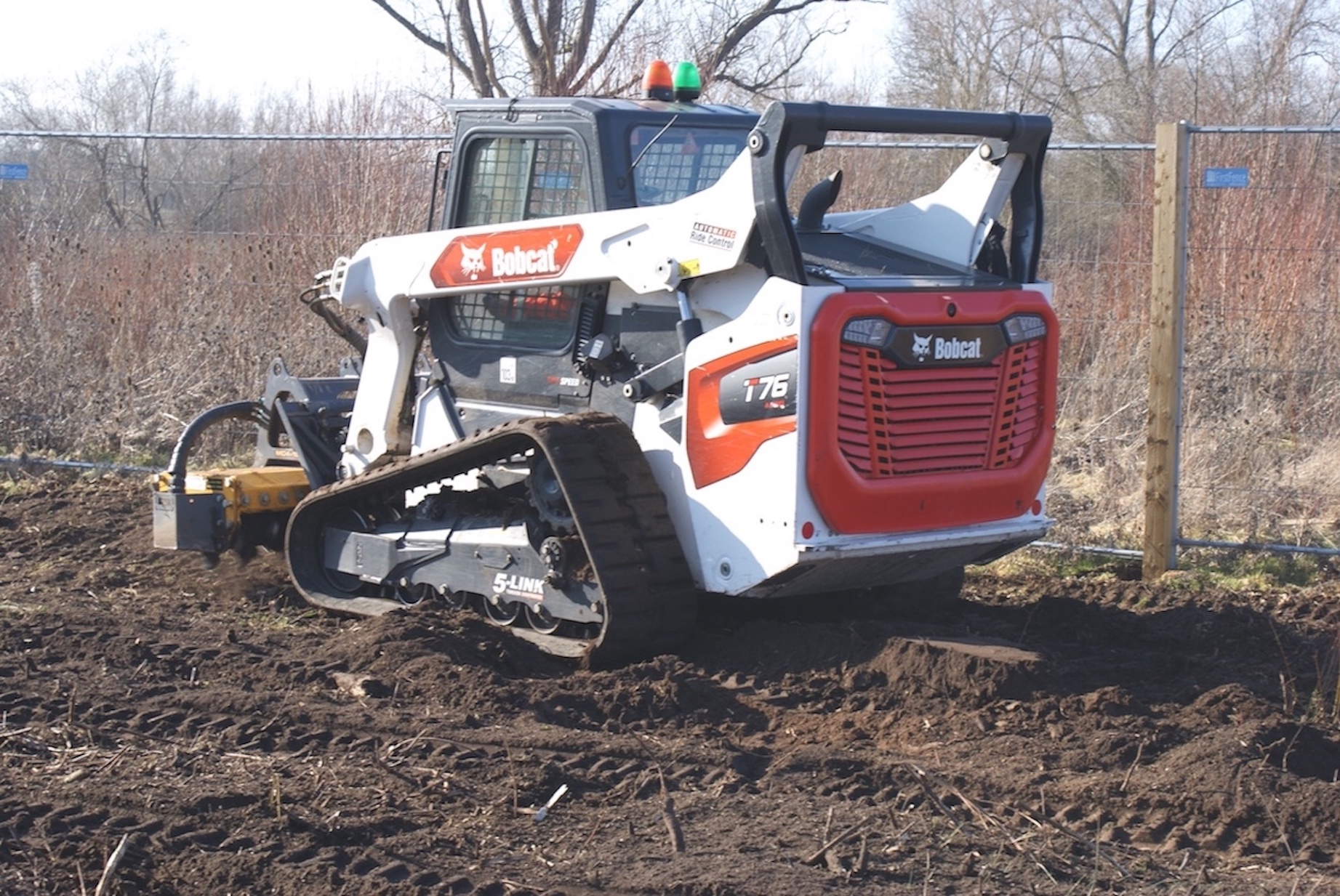 Bobcat T76 HTC