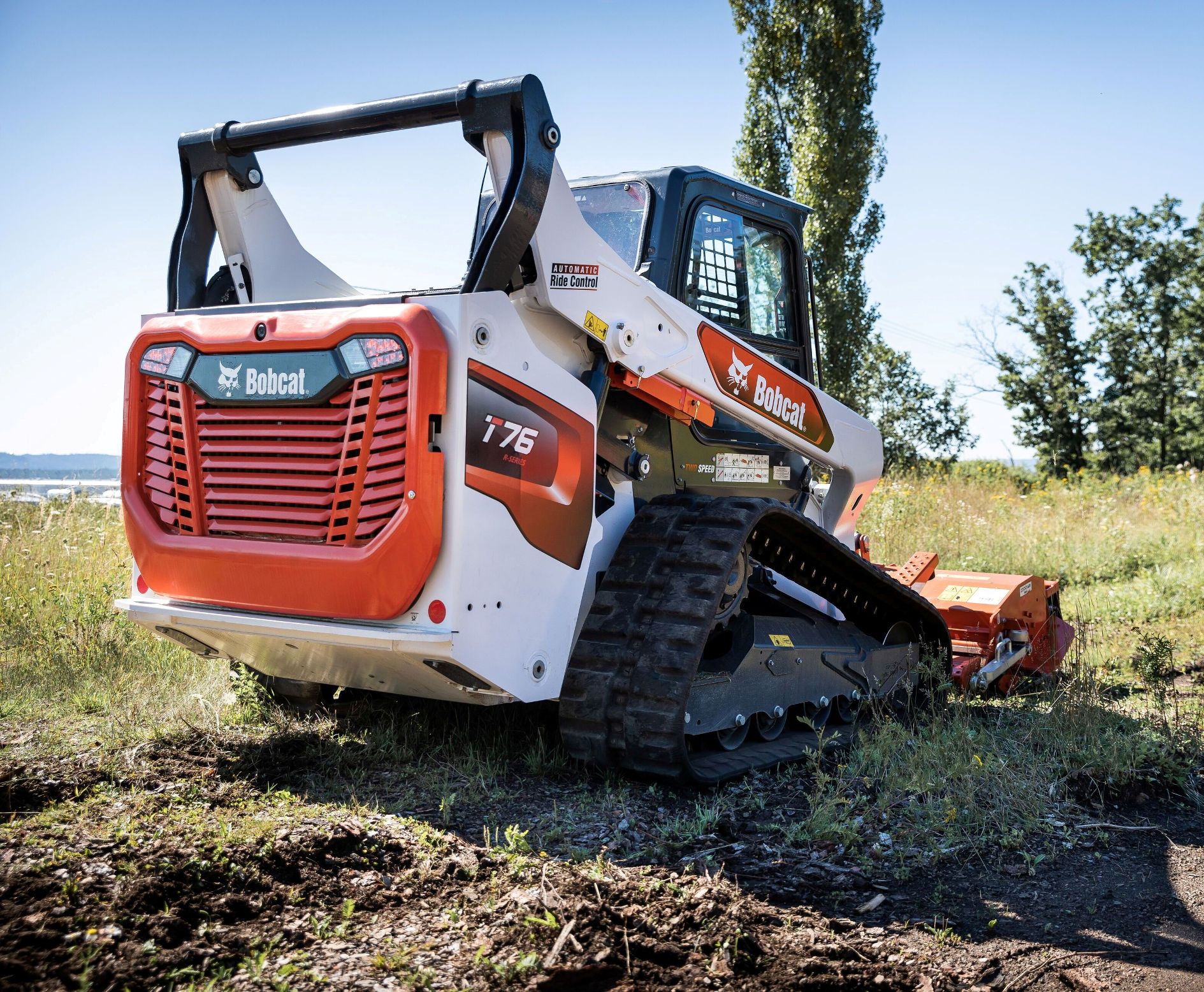 Bobcat T76