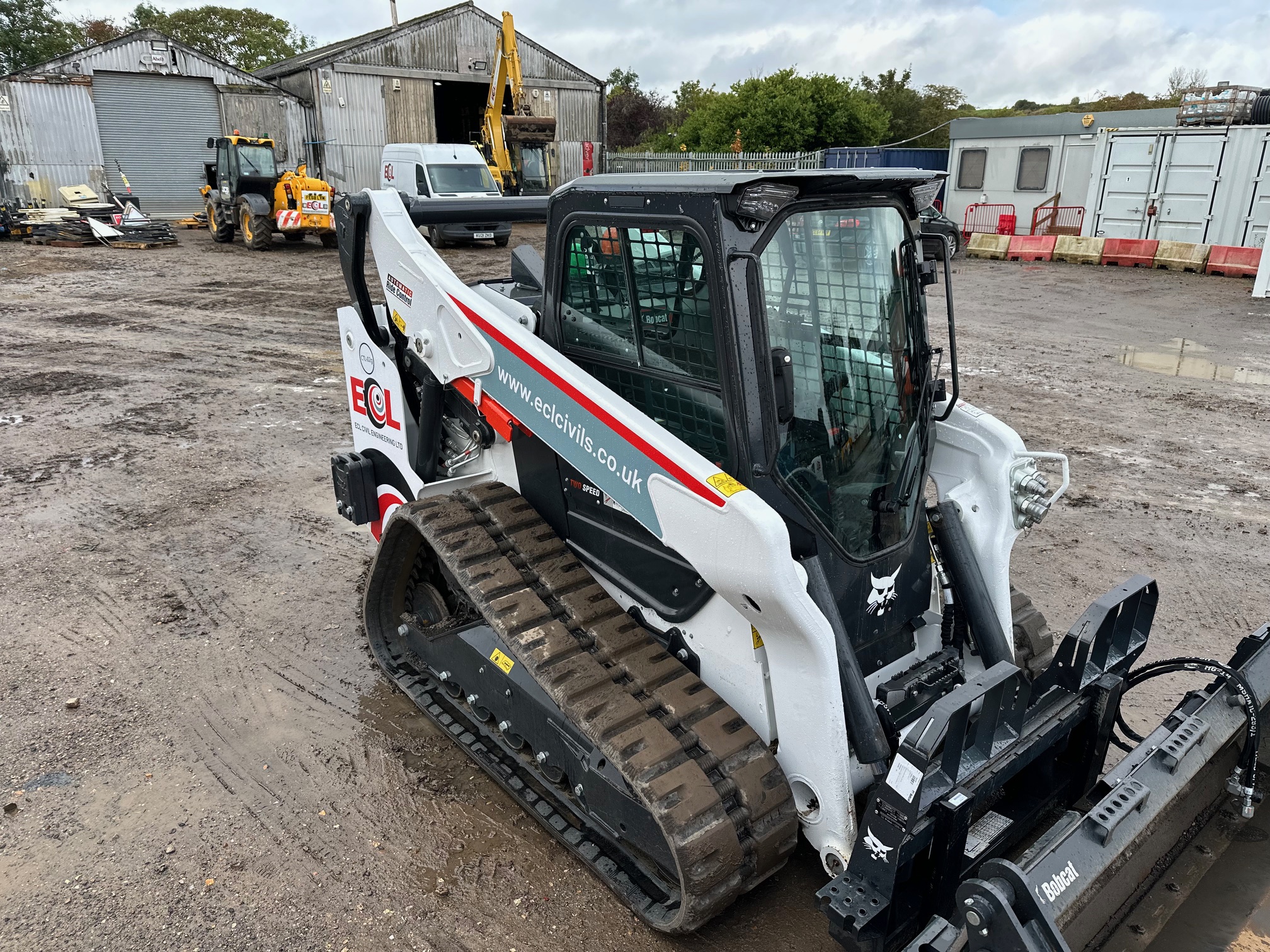 New Bobcat Track Loaders and Graders at ECL Civil Engineering 