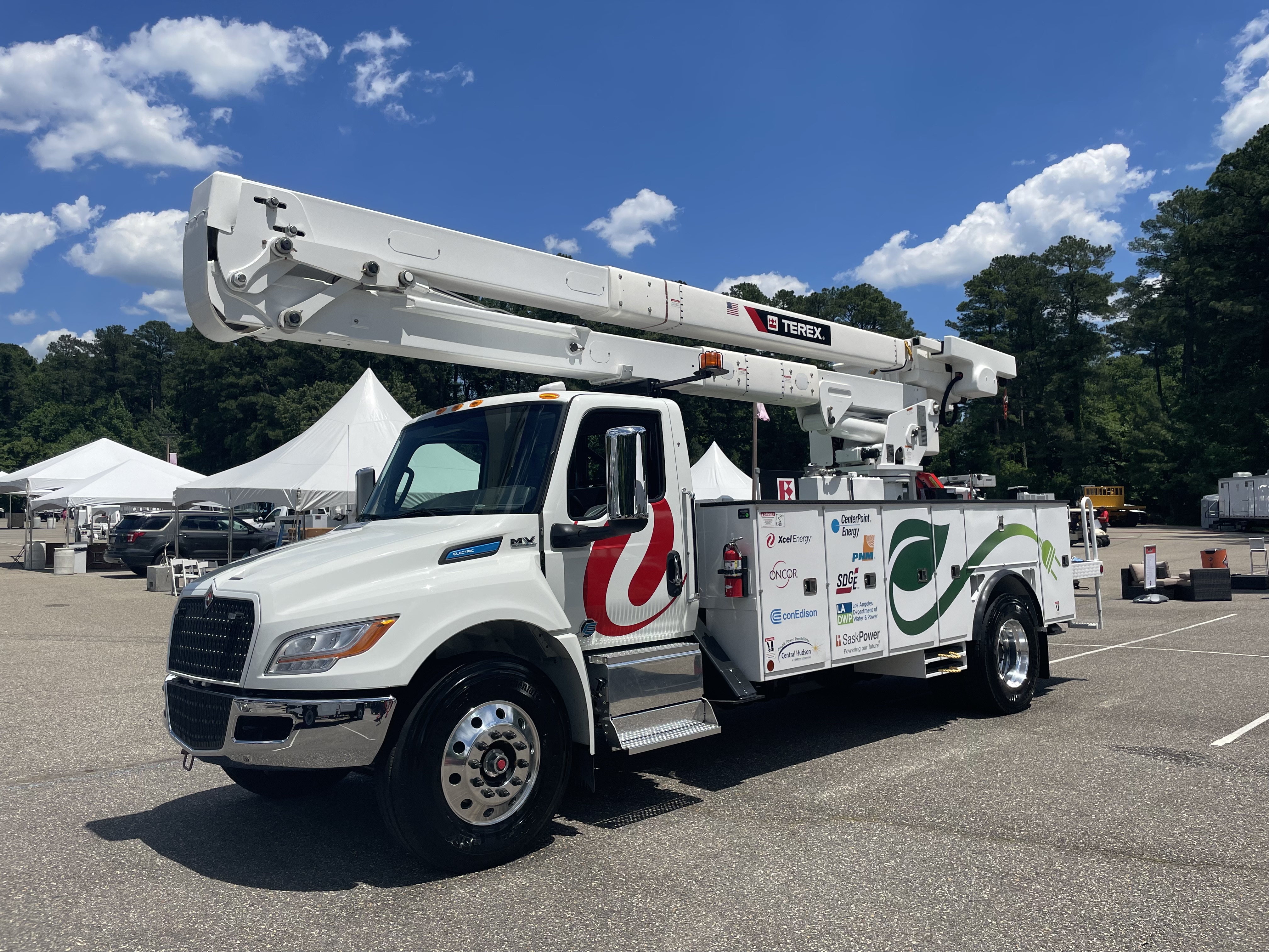 Terex Utilities Names First 9 Utilities to Order New All-Electric Bucket Truck