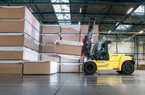 Hyster announces expanded lineup of configurable, high-capacity electric forklifts