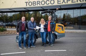 Handover of 1.000th electric wheel loader