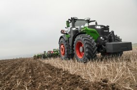 More output. It's more user friendly. More light. Fendt 1000 Vario