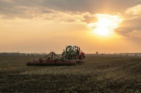 More output. It's more user friendly. More light. Fendt 1000 Vario