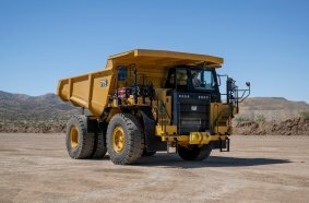 Cat® 775 Off-Highway Truck