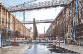 LGS Working Platforms enable optimal positioning of service lines.