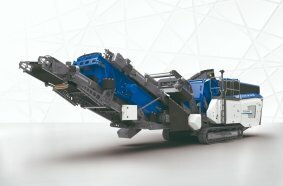 The mobile impact crusher MOBIREX MR 100(i) NEO/ NEOe is the first family member of the new NEO line and is characterised by its efficiency and flexibility.