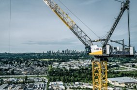 The Liebherr 280 HC-L 12/24 Litronic crane offers an impressive maximum lifting capacity of up to 24 tons.