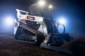 Bobcat T76 R-Series Compact Track Load