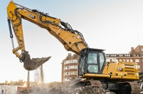 Cat Payload, Cat 2D E-Fence, and Cat Grade technologies come standard with the Cat® 330 UHD retrofit front.
