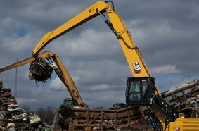 Cat MH3050 Material Handler