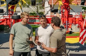 The HARVEST ASSIST app perfectly coordinates grassland harvesting