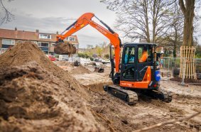 Hitachi ZX55U-6EB 