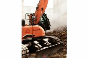 Develon DX140RDM-7 in Italy
