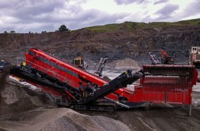 Finlay 694 Inclined Screener