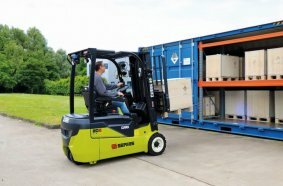 The STE16/18/20 and SE16/20 electric forklifts from the S-Series Electric range offer the perfect combination of safety and high handling performance
