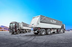 Efficient and versatile: Fliegl tipper semi-trailers in combined transport